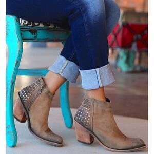 LIBERTY BLACK Distressed Leather Studded Ankle Western Bootie Women's Size 6.5